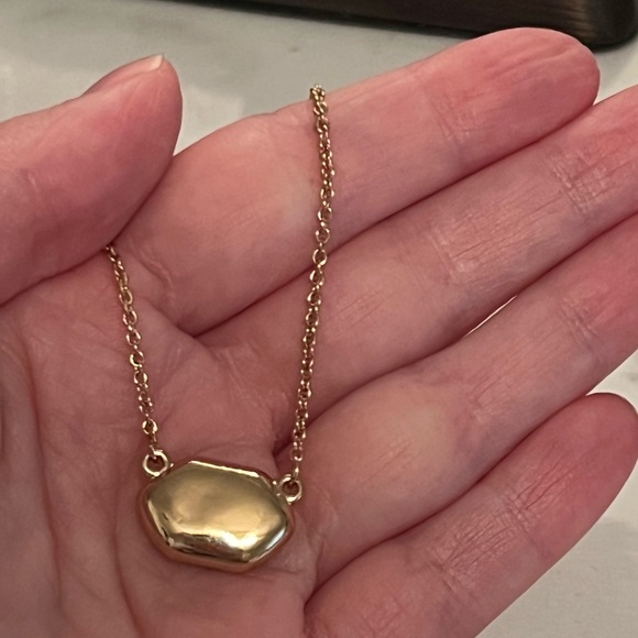 Silver Graphite Druzy Necklace - Picture 3 of 4